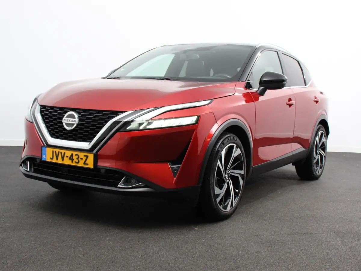 1.3 MHEV Xtronic Tekna Plus Navigatie Climate control Head up leder LMV Camera 360 Panorama dak Electrisch bedienbare achterklep