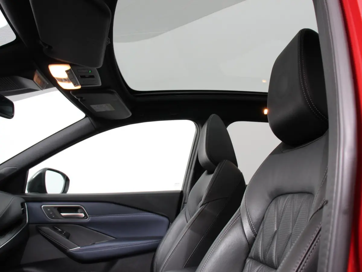 1.3 MHEV Xtronic Tekna Plus Navigatie Climate control Head up leder LMV Camera 360 Panorama dak Electrisch bedienbare achterklep