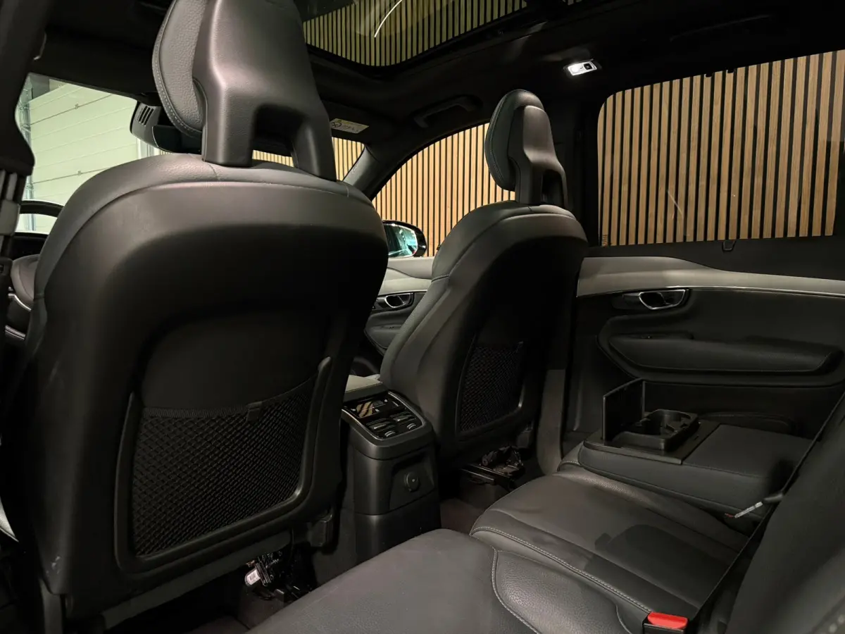 T8 AWD Recharge Inscription | Luchtvering | Trekhaak | 360 Camera | Harman Kardon | Adaptieve Cruise Control | Stoelverwarming voor+achter | Stuurwielverwarming | Schuifdak | 22 Inch | Full 
