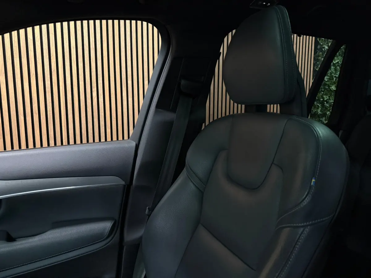 T8 AWD Recharge Inscription | Luchtvering | Trekhaak | 360 Camera | Harman Kardon | Adaptieve Cruise Control | Stoelverwarming voor+achter | Stuurwielverwarming | Schuifdak | 22 Inch | Full 