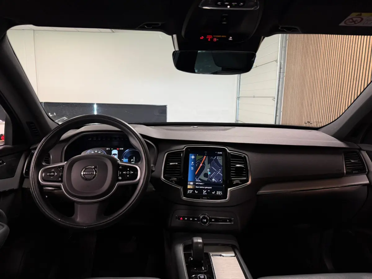 T8 AWD Recharge Inscription | Luchtvering | Trekhaak | 360 Camera | Harman Kardon | Adaptieve Cruise Control | Stoelverwarming voor+achter | Stuurwielverwarming | Schuifdak | 22 Inch | Full 