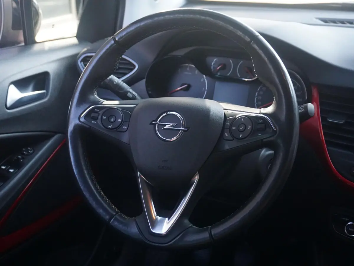 1.2 Turbo GS Line | 130pk! | All-season | Carplay