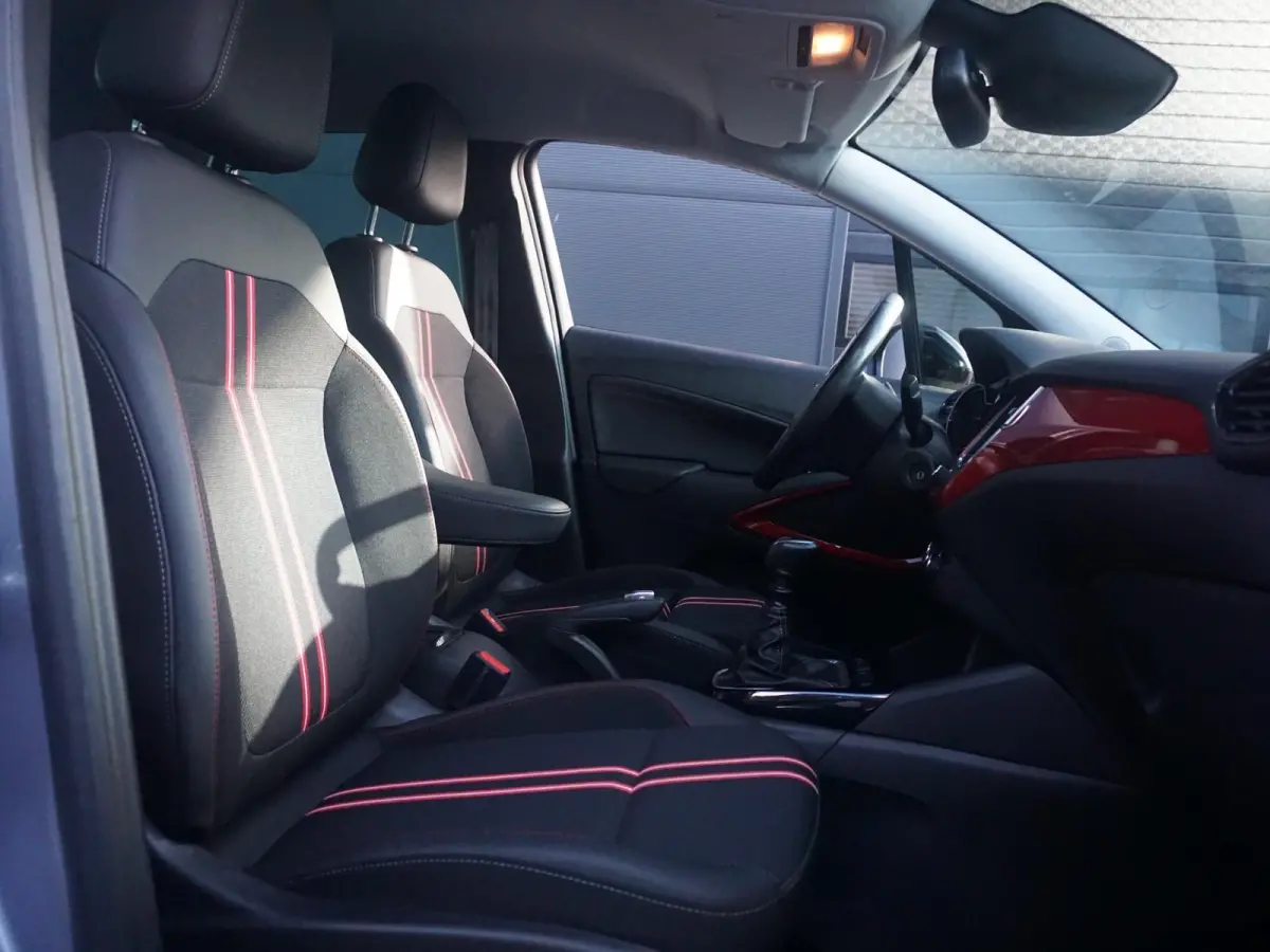 1.2 Turbo GS Line | 130pk! | All-season | Carplay