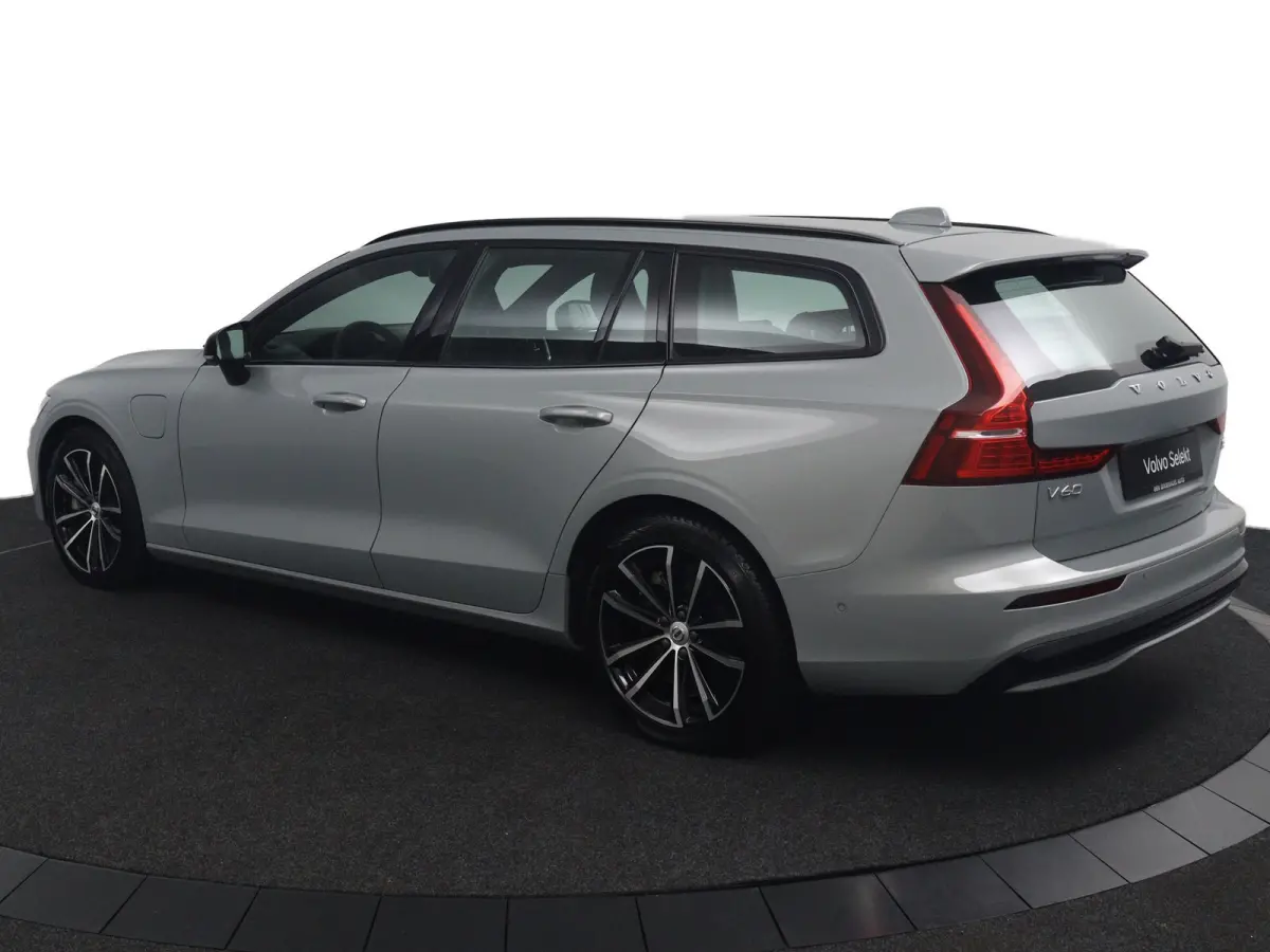 T8 Plug-in hybrid AWD Plus Dark | Stoelverwarming | 360 Camera | Voorruitverwarming | Harman\Kardon | Elek.  Sport Stoelen