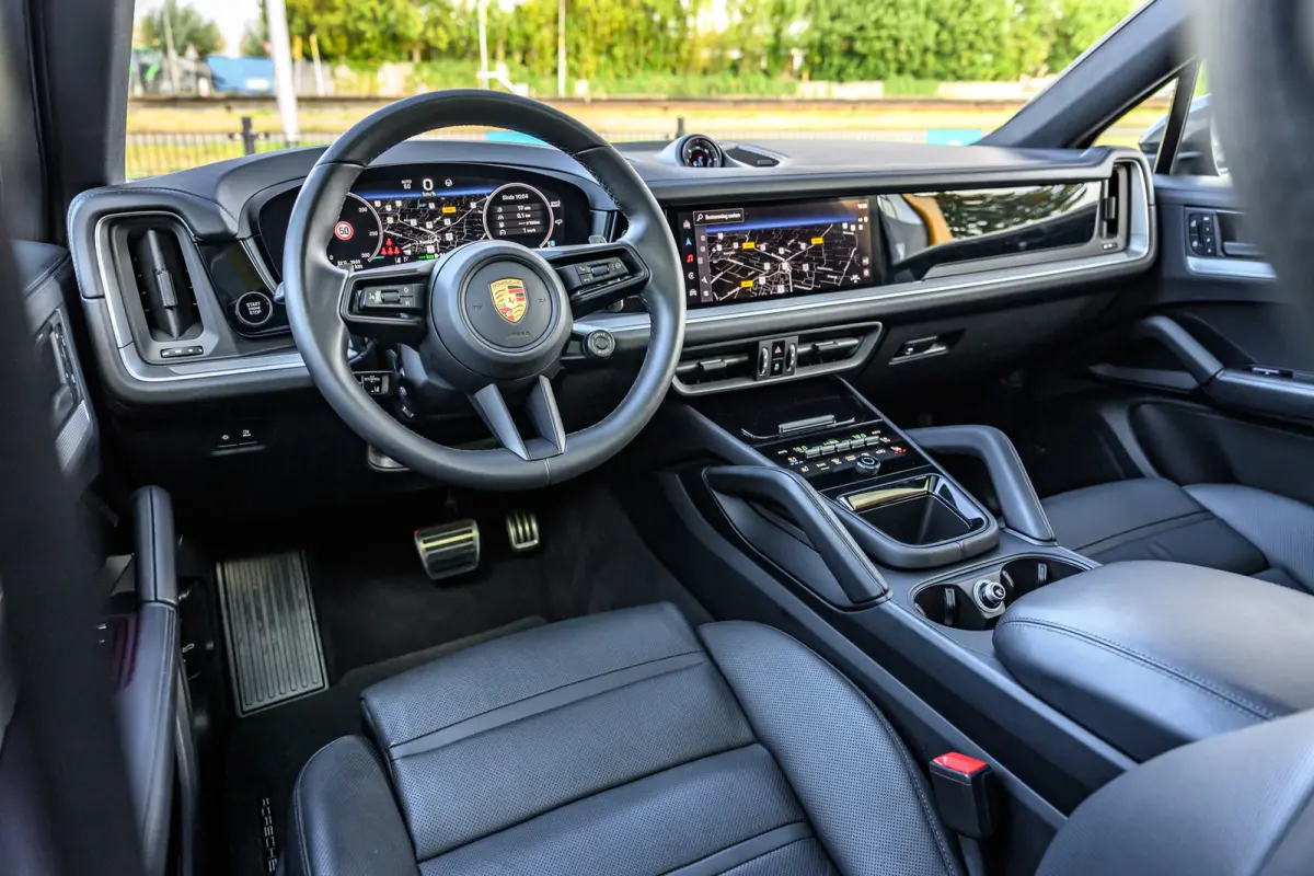 3.0 S E-Hybrid Black Edition Pano/InnoDrive/HUD/360/Luchtvering/Massage