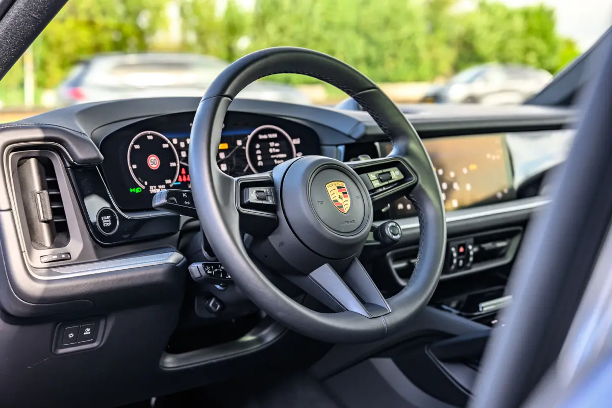 3.0 S E-Hybrid Black Edition Pano/InnoDrive/HUD/360/Luchtvering/Massage