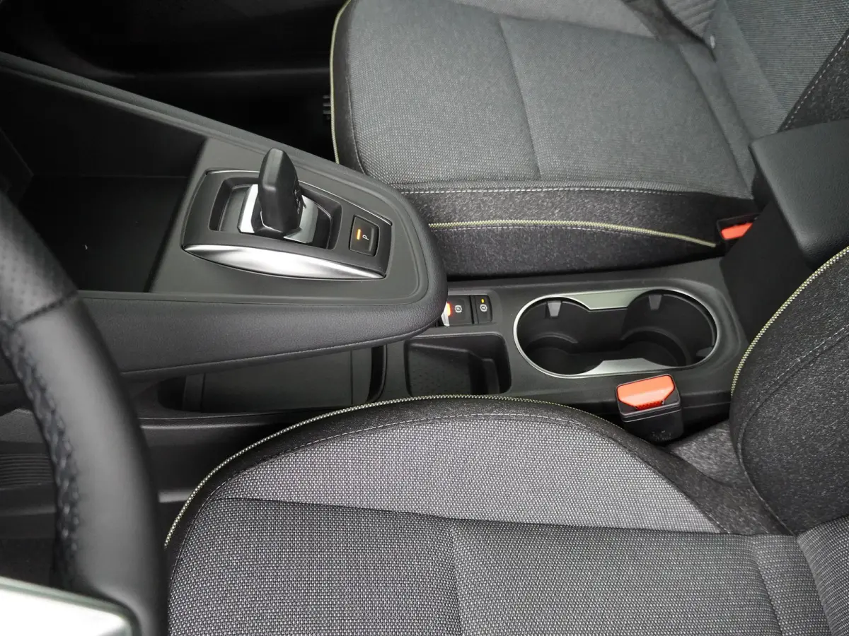 techno full hybrid E-Tech 160 | pack winter | pack light & sound | pack advanced driving assist |