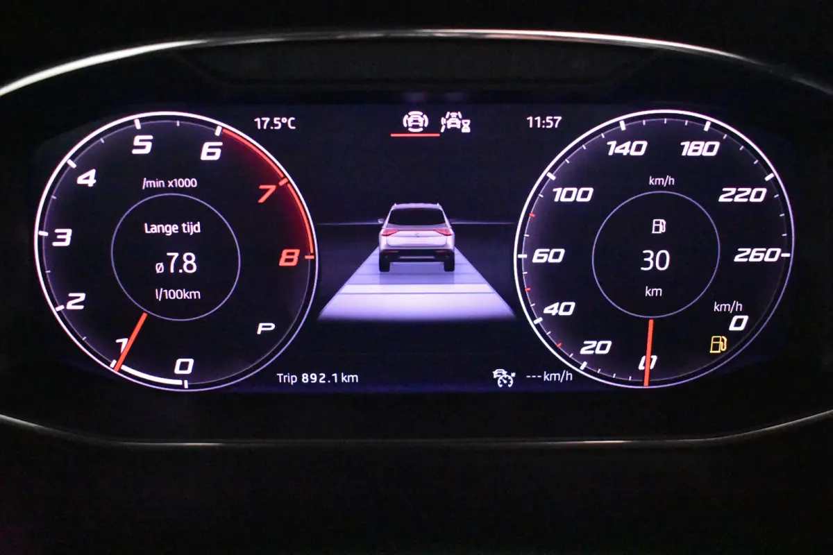 1.5 TSI Xcellence Business Intense 150PK DSG/AUTO | Elektr Glazen pano-dak | 360gr Camera | App connect | Dodehoek | Keyless | Parkeer assistent | Stoelverw | DAB | LED | 18"LMV