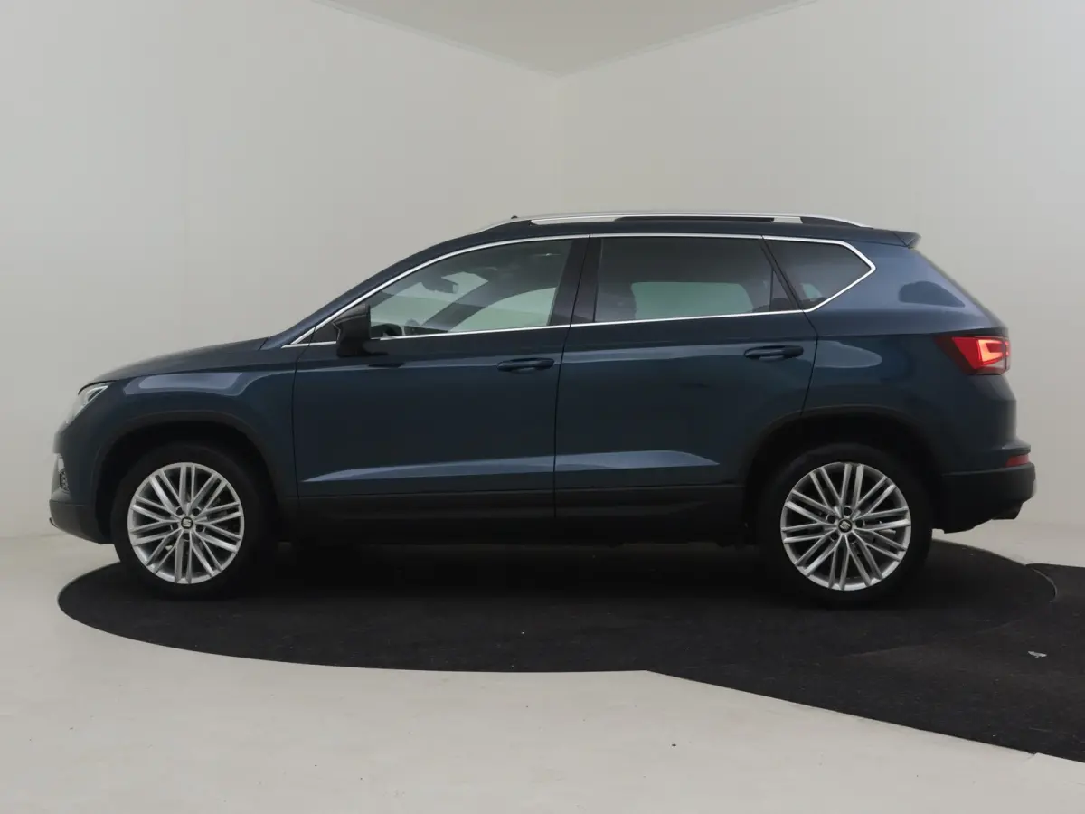1.5 TSI Xcellence Business Intense 150PK DSG/AUTO | Elektr Glazen pano-dak | 360gr Camera | App connect | Dodehoek | Keyless | Parkeer assistent | Stoelverw | DAB | LED | 18"LMV