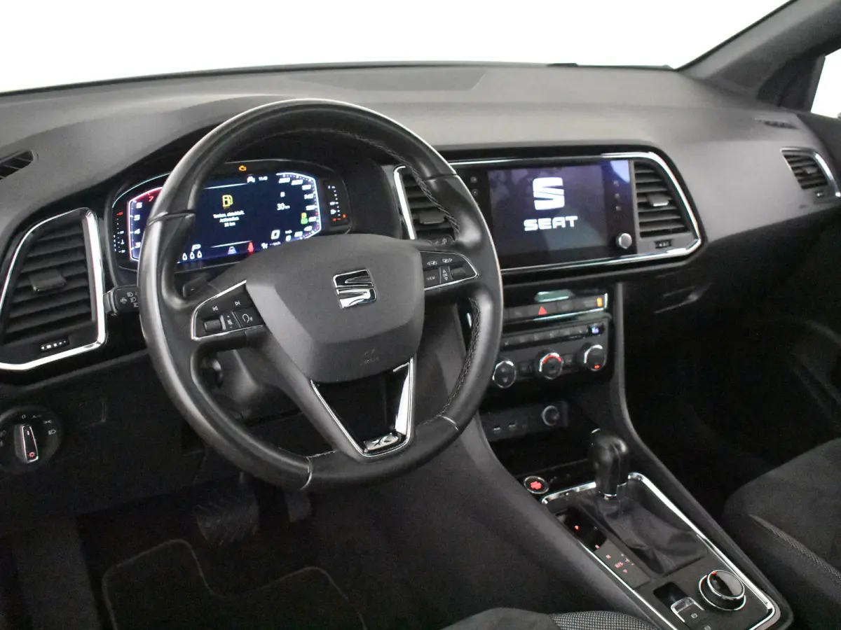 1.5 TSI Xcellence Business Intense 150PK DSG/AUTO | Elektr Glazen pano-dak | 360gr Camera | App connect | Dodehoek | Keyless | Parkeer assistent | Stoelverw | DAB | LED | 18"LMV