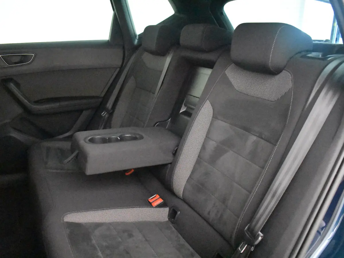 1.5 TSI Xcellence Business Intense 150PK DSG/AUTO | Elektr Glazen pano-dak | 360gr Camera | App connect | Dodehoek | Keyless | Parkeer assistent | Stoelverw | DAB | LED | 18"LMV