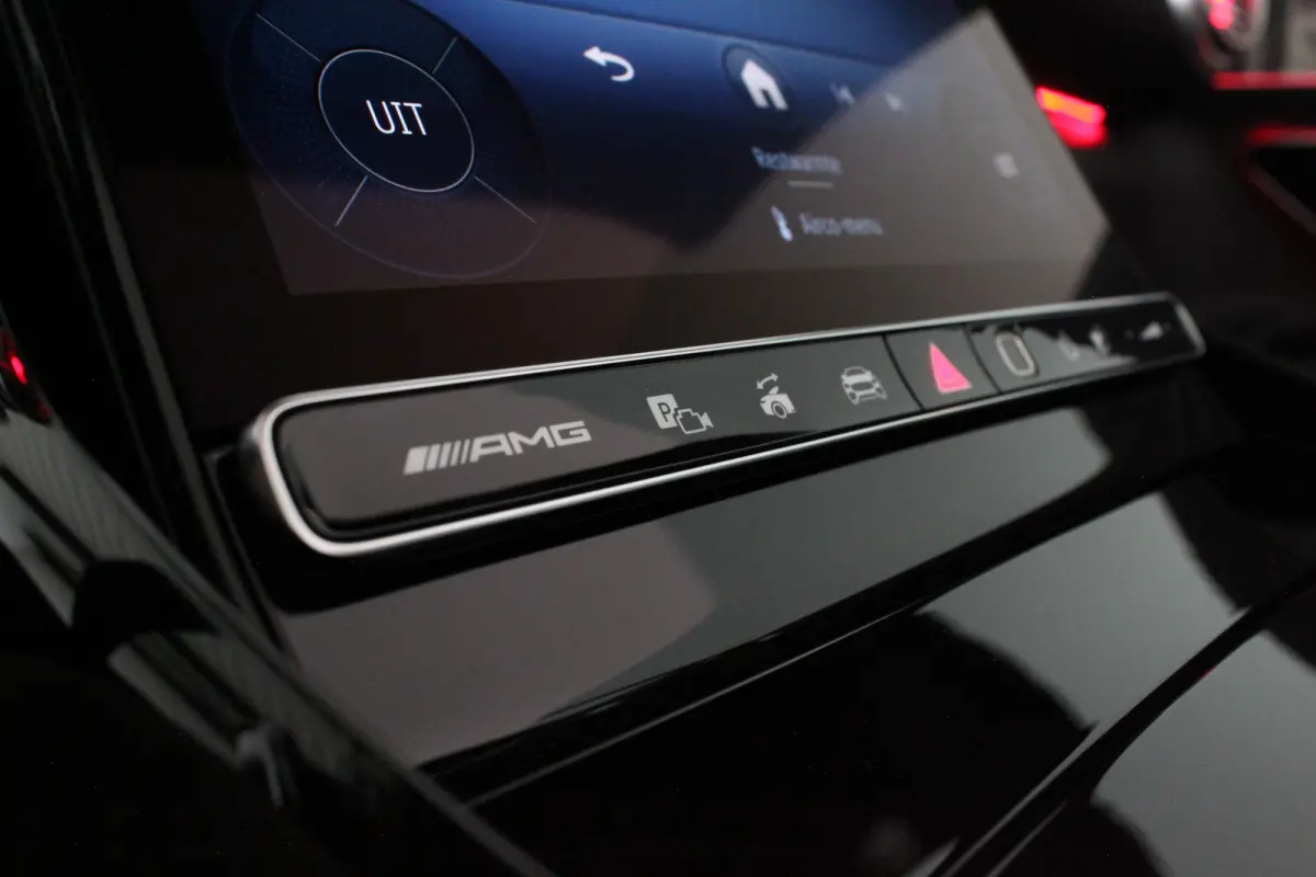 Roadster AMG 63 4MATIC+ > V8 Bi-Turbo/Night-pakket/AMG-performance Sportstoelen/Premium Plus... 1664