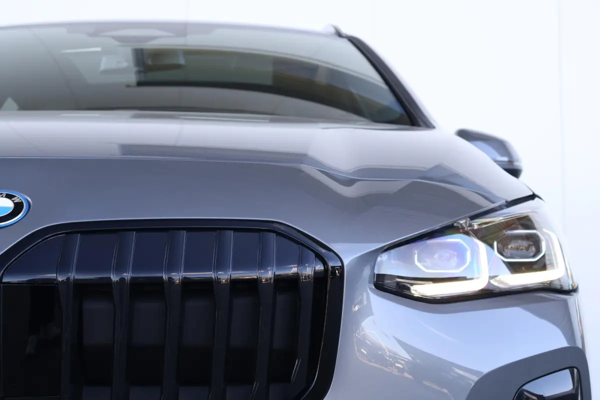 225e xDrive M Sportpakket | Travel Pack | Comfort Pack | Premium Pack | Harman Kardon