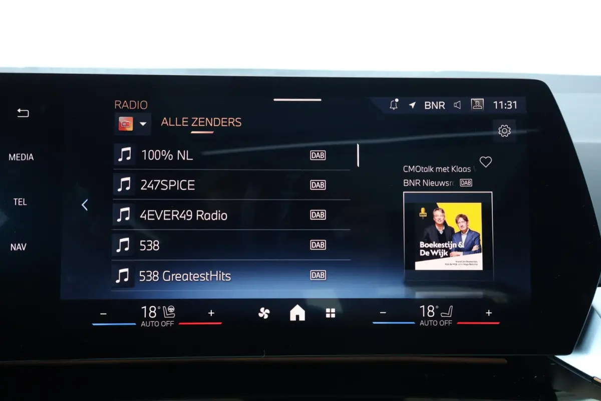 225e xDrive M Sportpakket | Travel Pack | Comfort Pack | Premium Pack | Harman Kardon