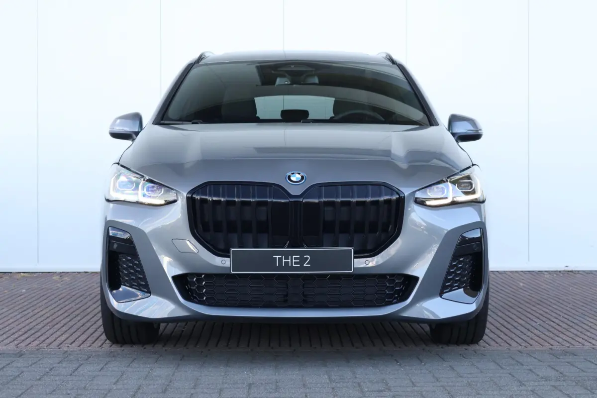 225e xDrive M Sportpakket | Travel Pack | Comfort Pack | Premium Pack | Harman Kardon