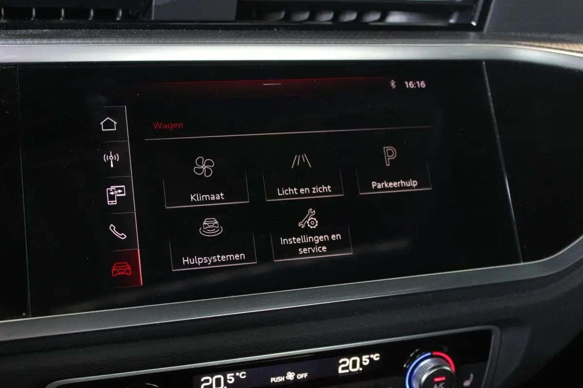 35 TFSI S-Line Edition Trekhaak | Pano | Carplay | LED | Privacy glass | Sportstoelen | Bluetooth | Virtual Cockpit | 19" LMV | PDC