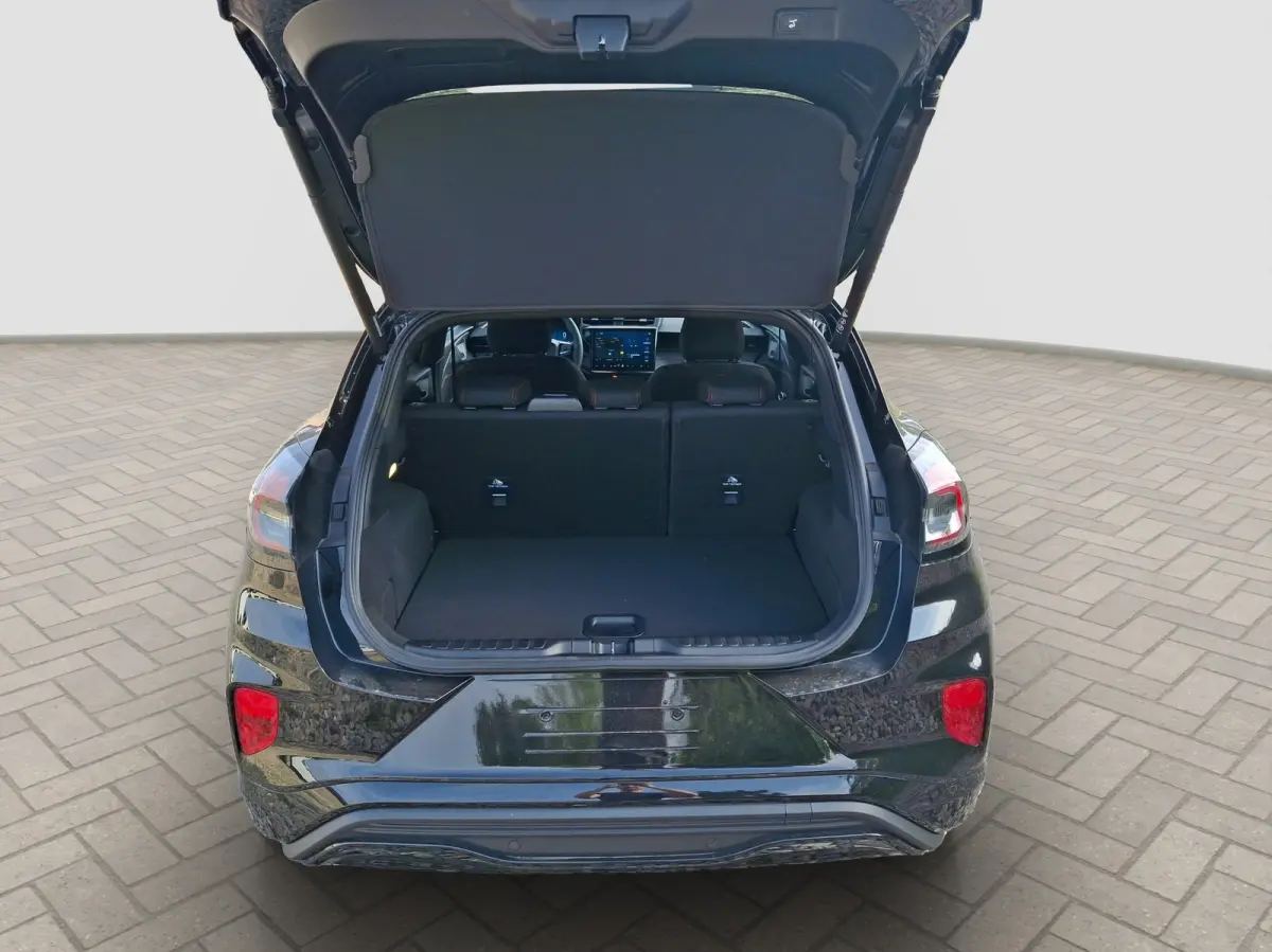 1.0 EcoBoost ST-Line | Achteruitrijcamera | All Weather banden | Armsteun voor
