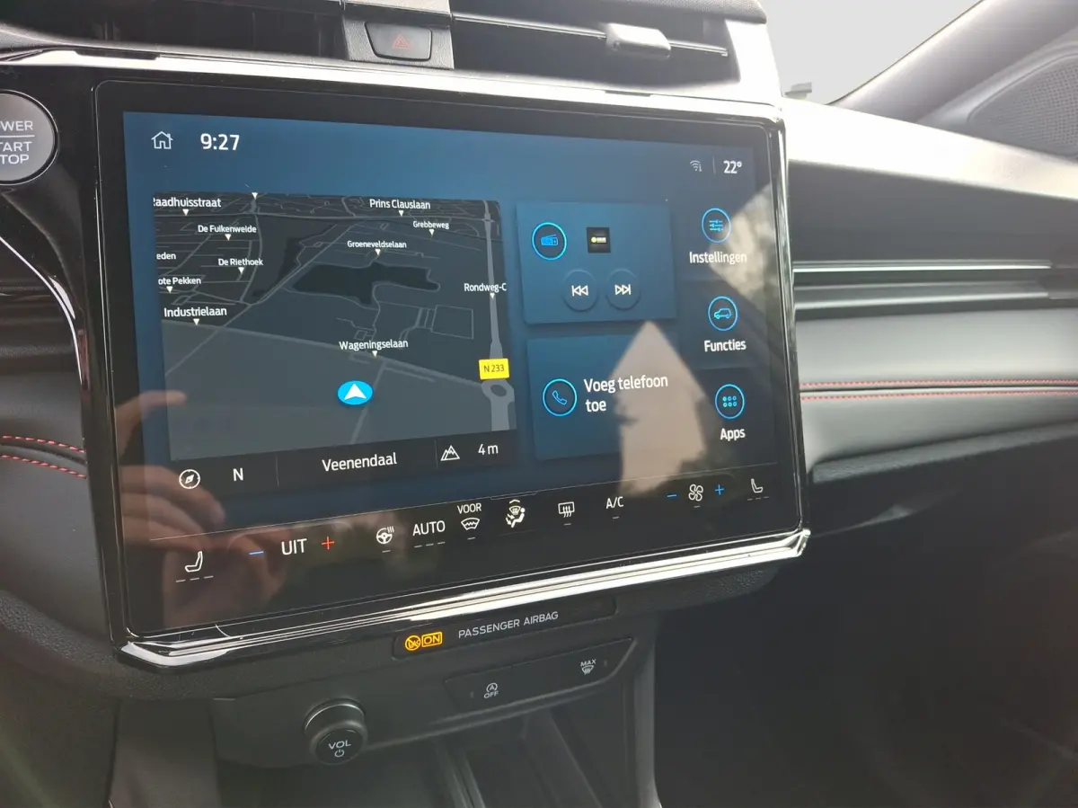 1.0 EcoBoost ST-Line | Achteruitrijcamera | All Weather banden | Armsteun voor