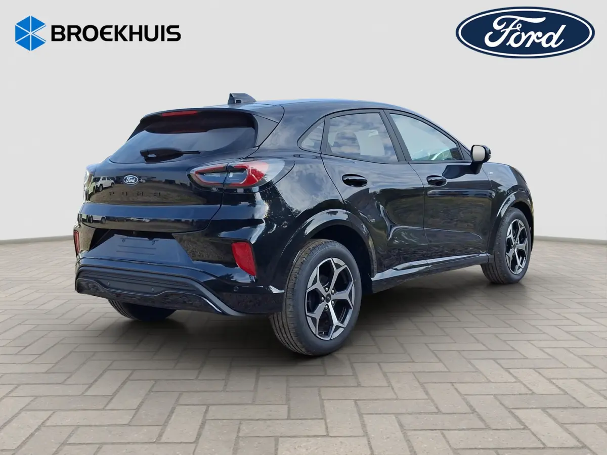 1.0 EcoBoost ST-Line | Achteruitrijcamera | All Weather banden | Armsteun voor