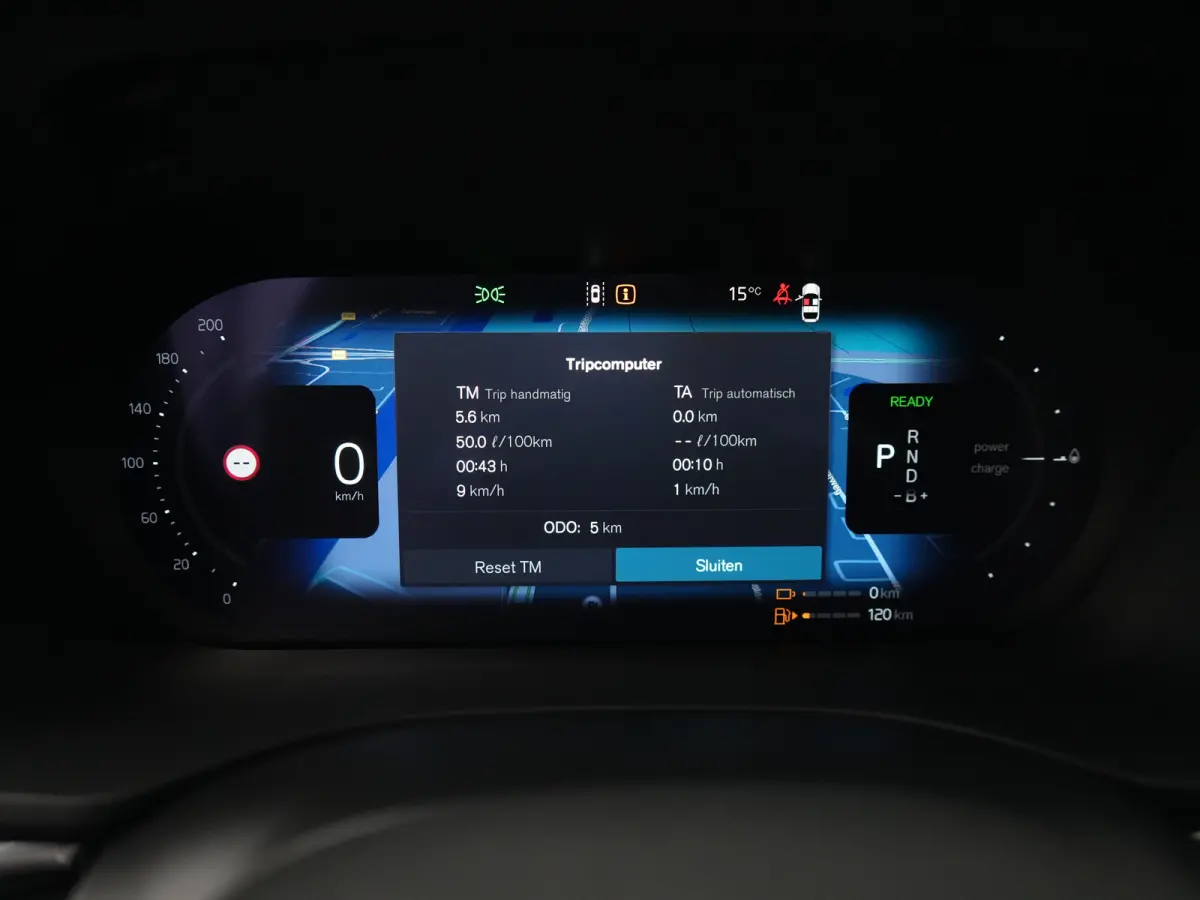 T6 Recharge AWD Plus Black Edition | Luchtvering | Premium Pack | Head-Up | Panoramadak | 360° Camera | 22" | Nappa Sportstoel | Harman/Kardon