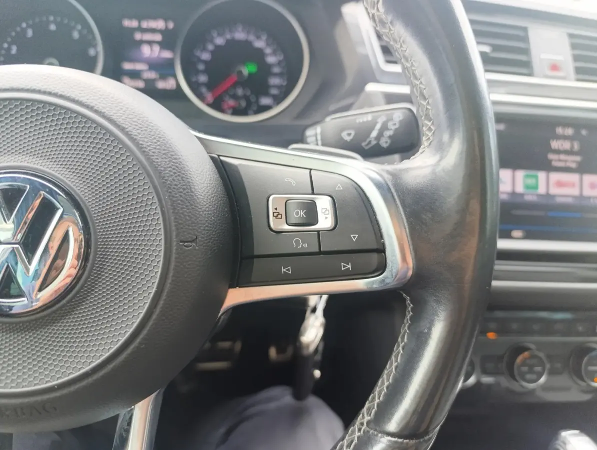 2.0 TSI 4Motion Highline | Panodak | Stoelverwarming | Adaptieve Cruise | Camera | PDC V+A | Elek. kofferklep | Climate Control