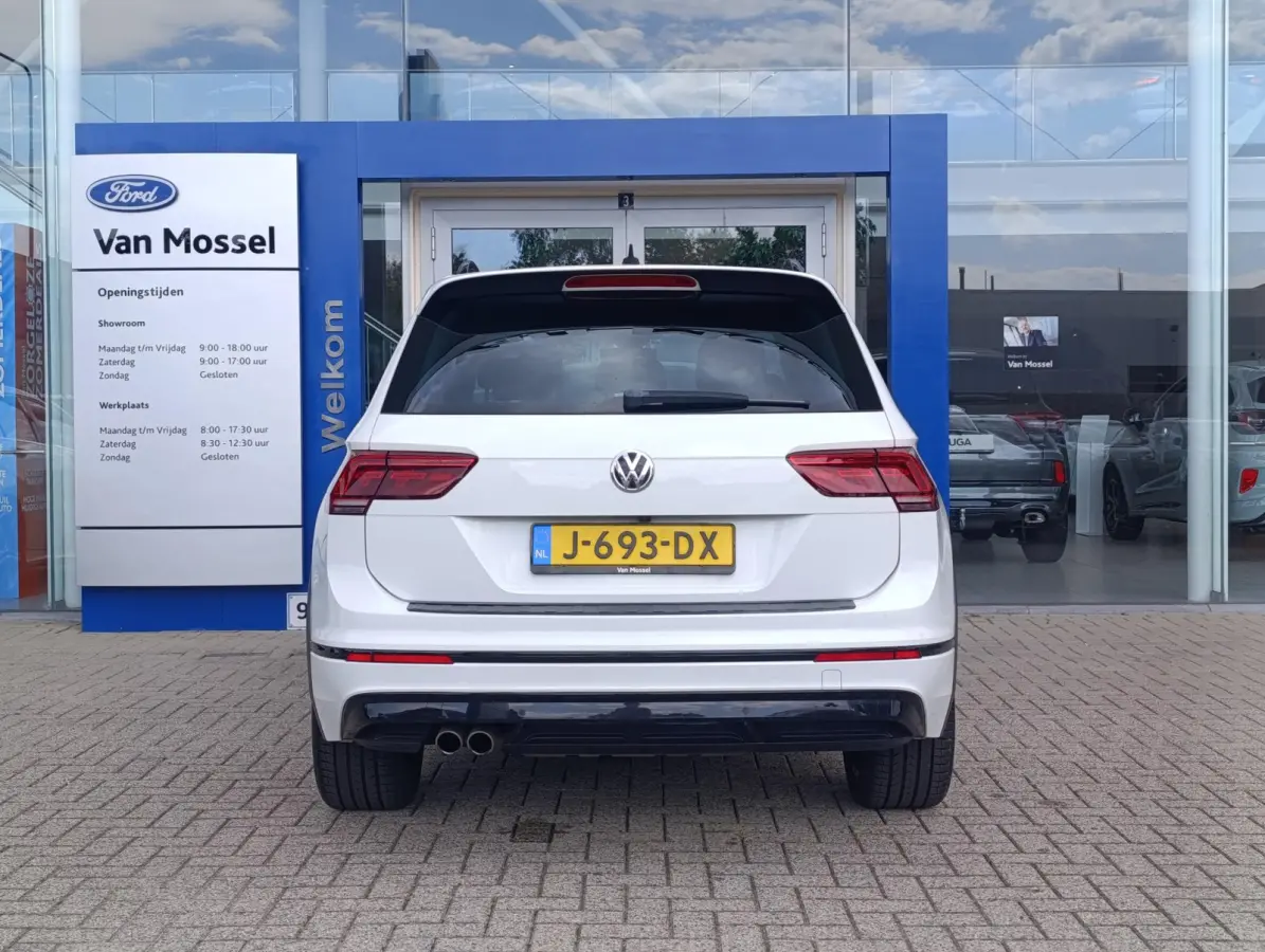2.0 TSI 4Motion Highline | Panodak | Stoelverwarming | Adaptieve Cruise | Camera | PDC V+A | Elek. kofferklep | Climate Control