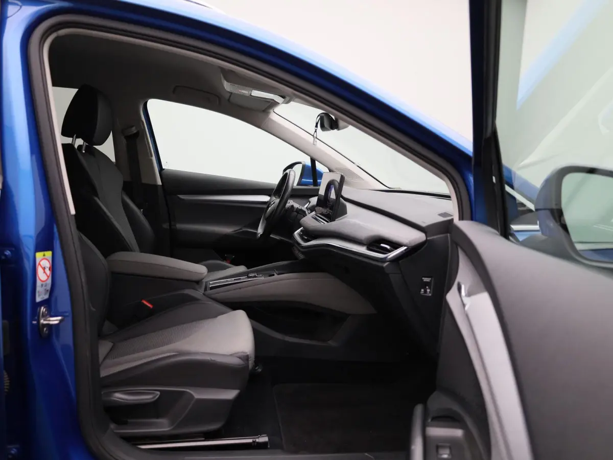 60 91% SOH | Achteruitrijcamera| Cruise Control | Stoel + Stuurverwarming | Lane Assist | Keyless |