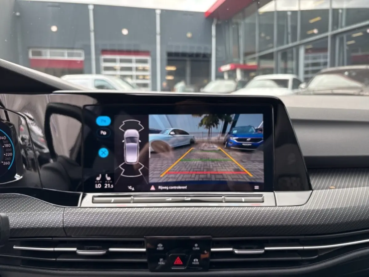 1.5 eTSI DSG R-LINE PANO-DAK/CAMERA/ACC/STOEL+STUURVERW/CARPLAY