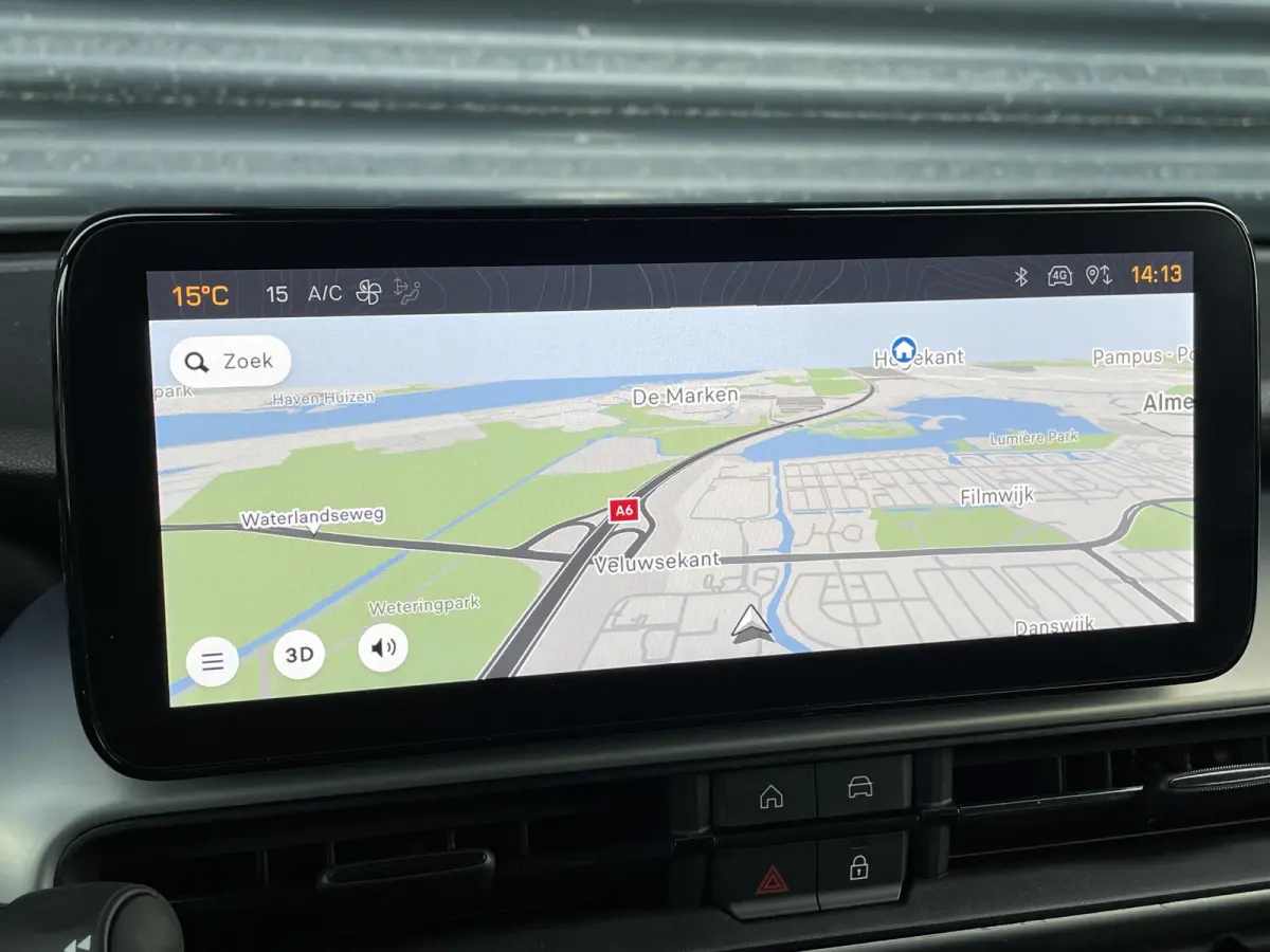 1.2 e-Hybrid Summit Navigatie / Stoelverwarming / Trekhaak