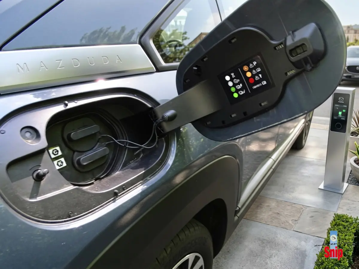 e-SkyActiv R-EV 170 Edition R