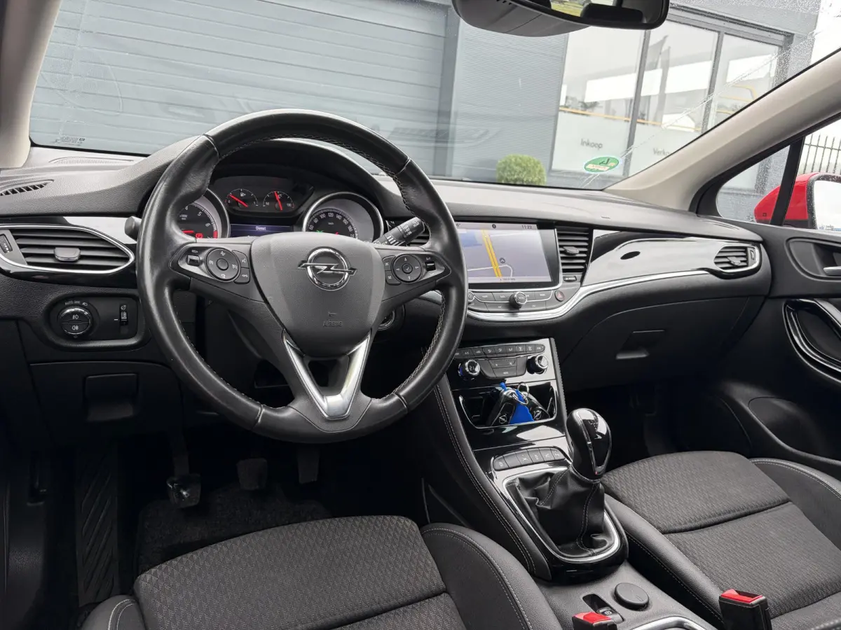 1.4 Innovation Dealer Onderhouden l 150pk l Carplay l 2e Eigenaar l Camera l Trekhaak l Keyless l Navi l Halfleder l Pdc V+A l 6 Bak l Clima l Cruise l Rijstrooksensor l Dodehoeksensor l N.A