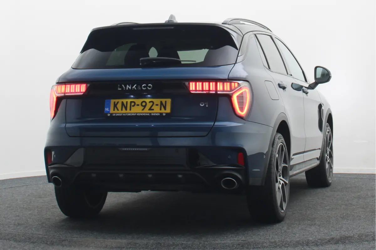 1.5 Plug-in Hybrid 360° Camera, Panoramadak, ACC, Apple Carplay, Infinity Sound, DAB, 20''