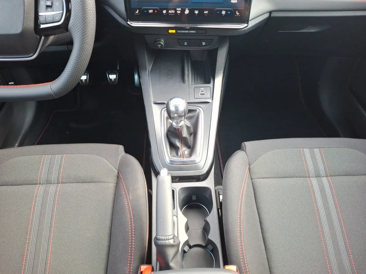 1.0 EcoBoost ST-Line | Achteruitrijcamera | All Weather banden | Buitenspiegels elektrisch verstel- en verwarmbaar