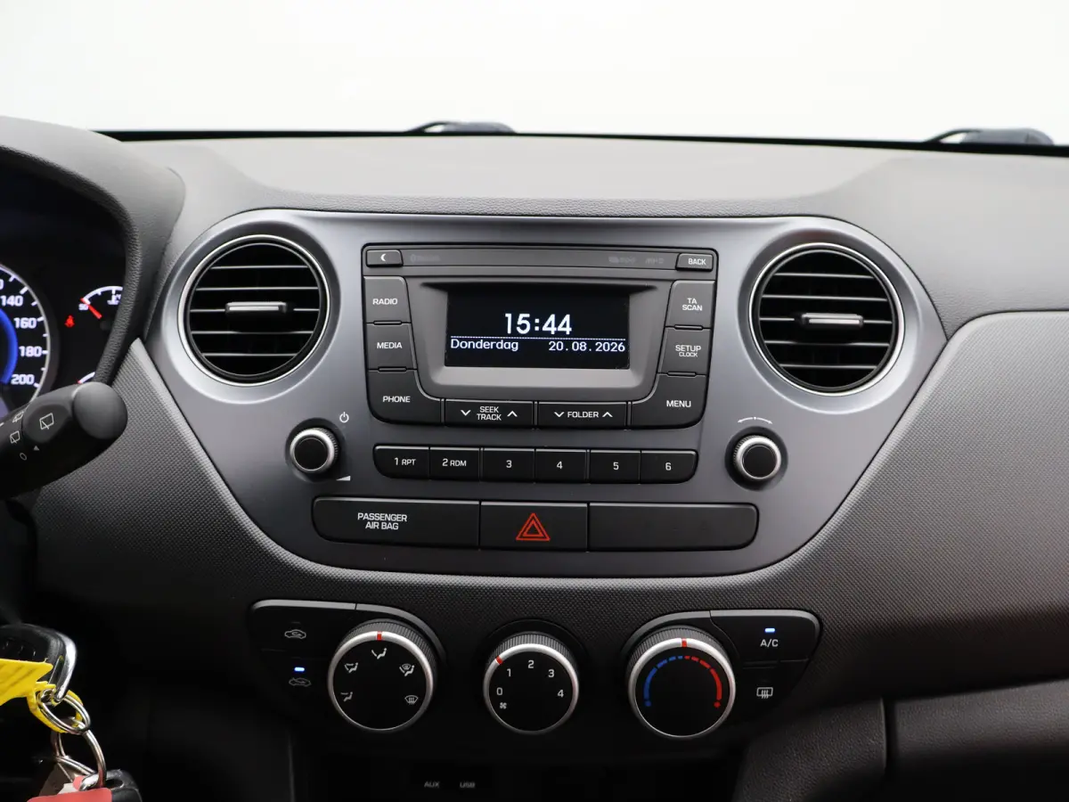 1.0i Comfort | Airco - Cruise Control | | Airco | Alarm klasse 1(startblokkering) | Alarmsysteem