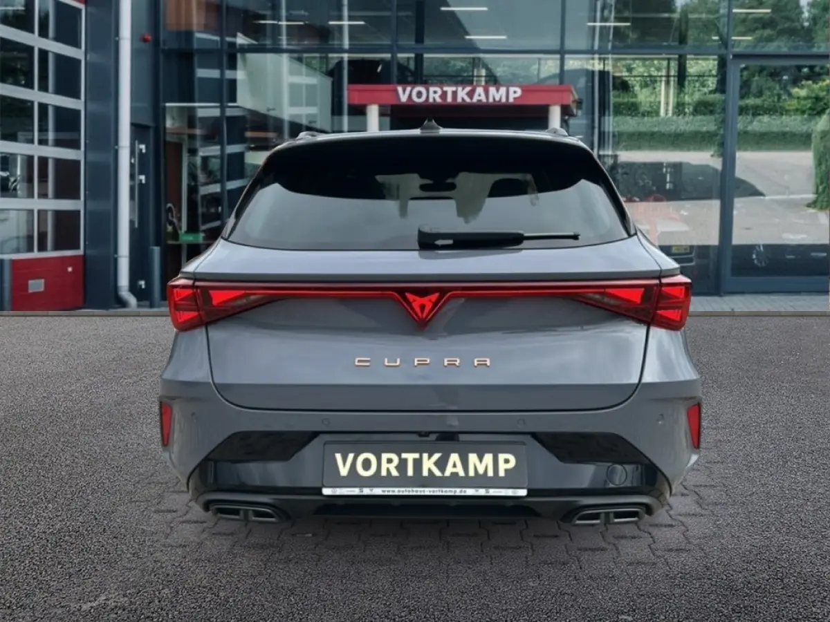 2.0 TDI DSG PANO-DAK/TREKHAAK/LEDER/CAMERA/ELEK-KLEP/ACC/MEM/STOELVERW