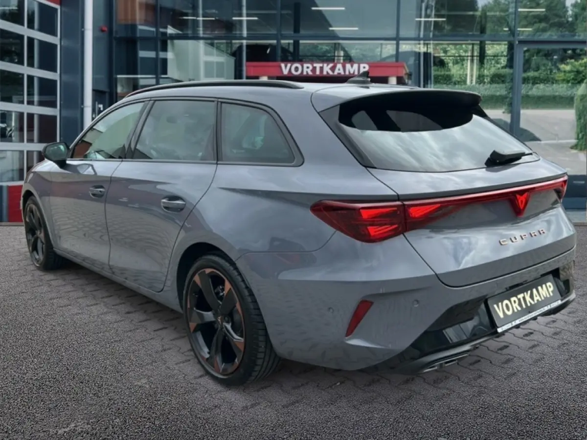 2.0 TDI DSG PANO-DAK/TREKHAAK/LEDER/CAMERA/ELEK-KLEP/ACC/MEM/STOELVERW