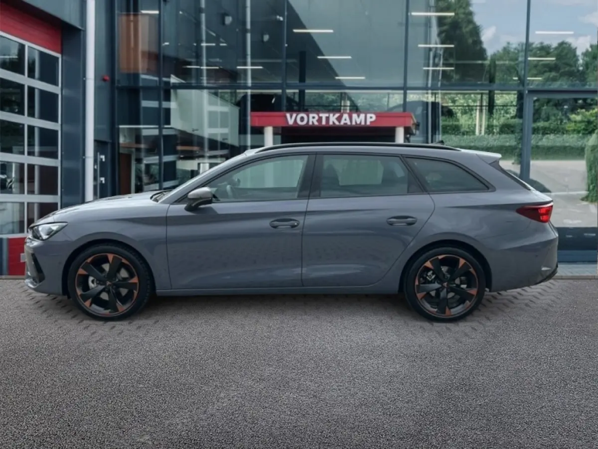 2.0 TDI DSG PANO-DAK/TREKHAAK/LEDER/CAMERA/ELEK-KLEP/ACC/MEM/STOELVERW