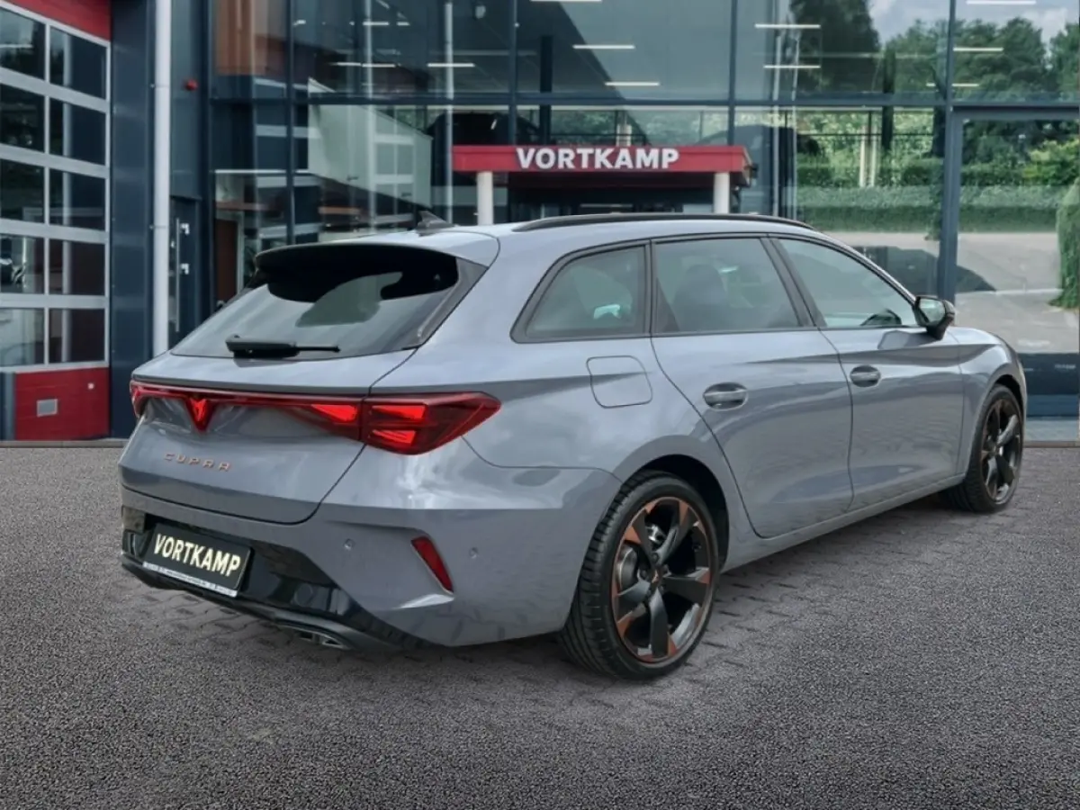2.0 TDI DSG PANO-DAK/TREKHAAK/LEDER/CAMERA/ELEK-KLEP/ACC/MEM/STOELVERW