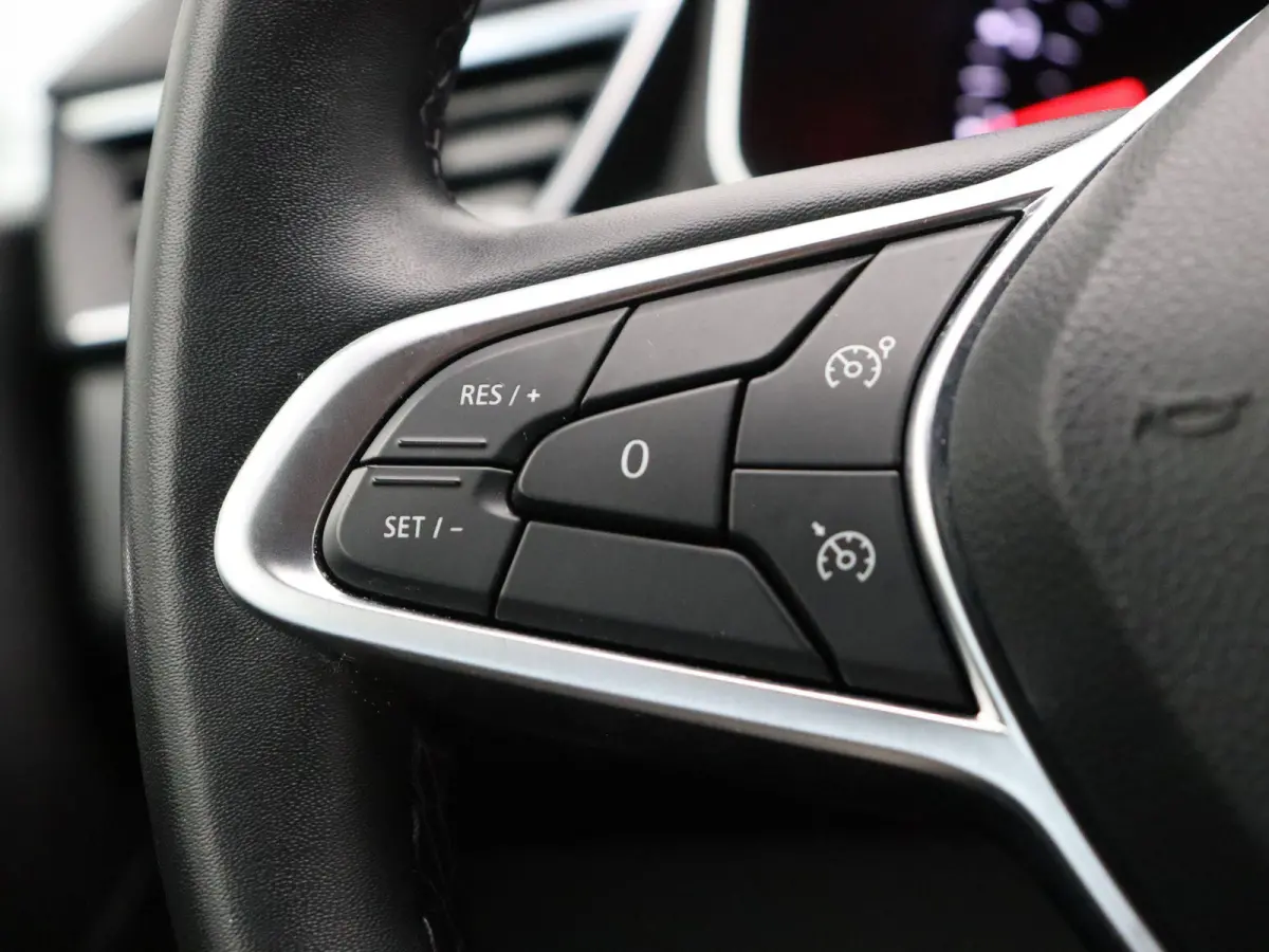 1.0 TCe Zen | 1e Eigenaar! | Airco | Cruise Control | Lichtmetalen velgen | ABD Onderhouden! |