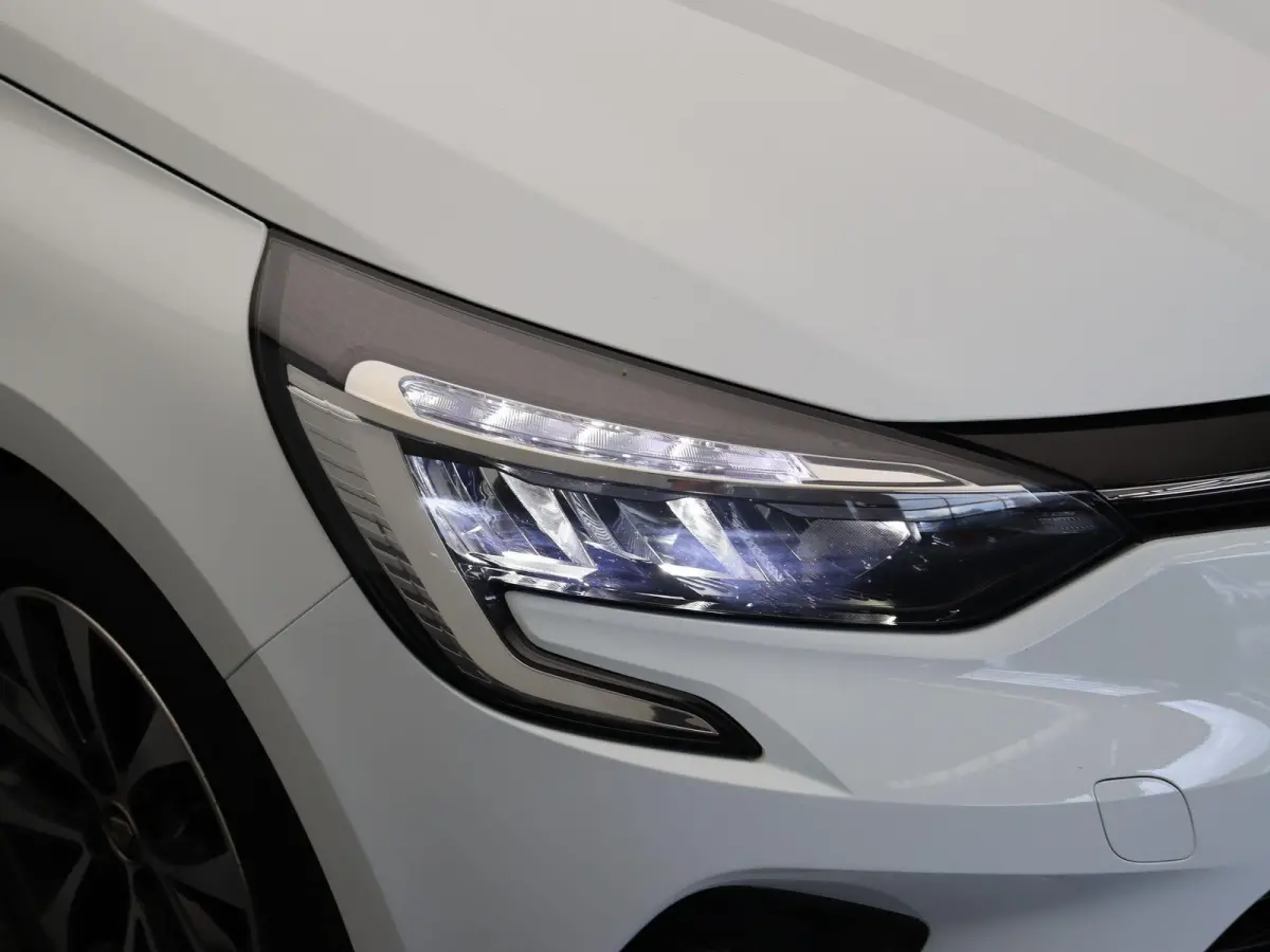 1.0 TCe Zen | 1e Eigenaar! | Airco | Cruise Control | Lichtmetalen velgen | ABD Onderhouden! |