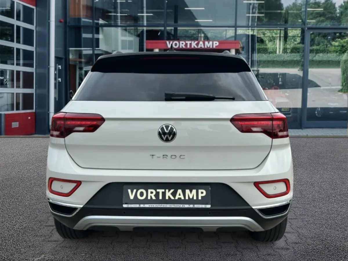 1.0 TSI STYLE CAMERA/DIG-DASH/ACC/STOELVERW/CARPLAY