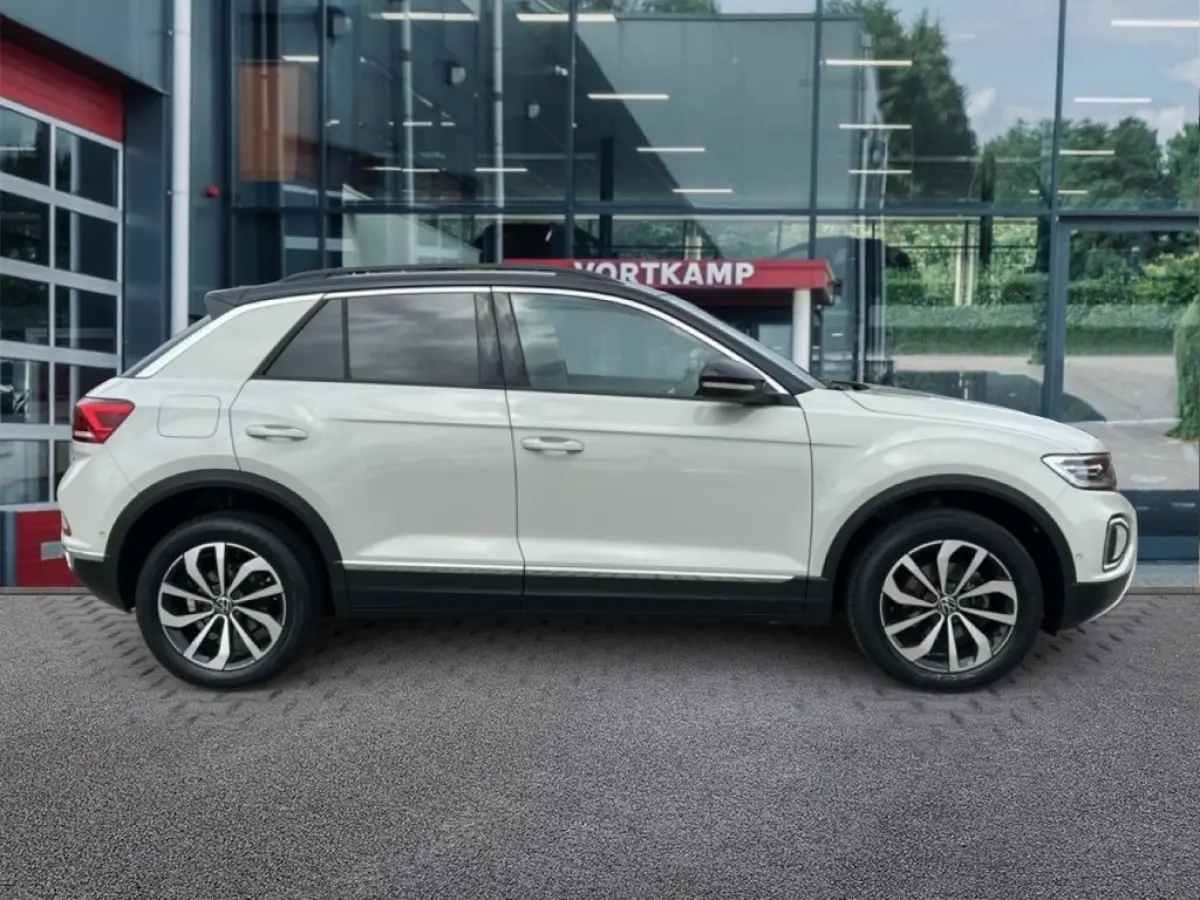 1.0 TSI STYLE CAMERA/DIG-DASH/ACC/STOELVERW/CARPLAY