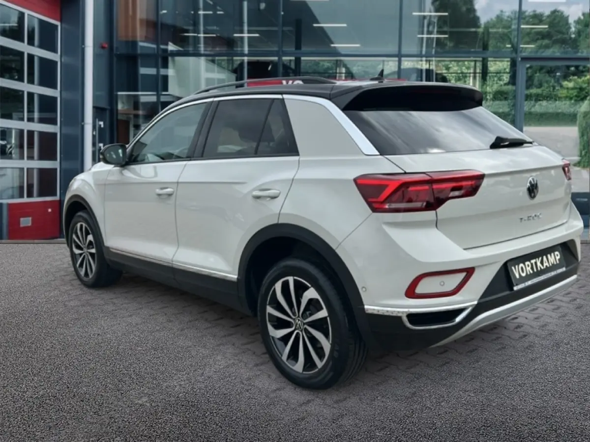 1.0 TSI STYLE CAMERA/DIG-DASH/ACC/STOELVERW/CARPLAY
