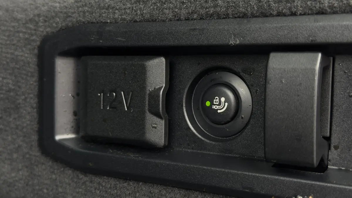 530e 299pk M-SPORT Pro | 360 Camera | Leder | Trekhaak | Harman/Kardon | Adaptive Cruise | Head-up |