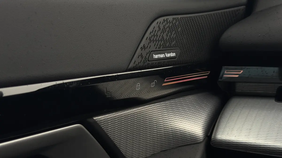 530e 299pk M-SPORT Pro | 360 Camera | Leder | Trekhaak | Harman/Kardon | Adaptive Cruise | Head-up |