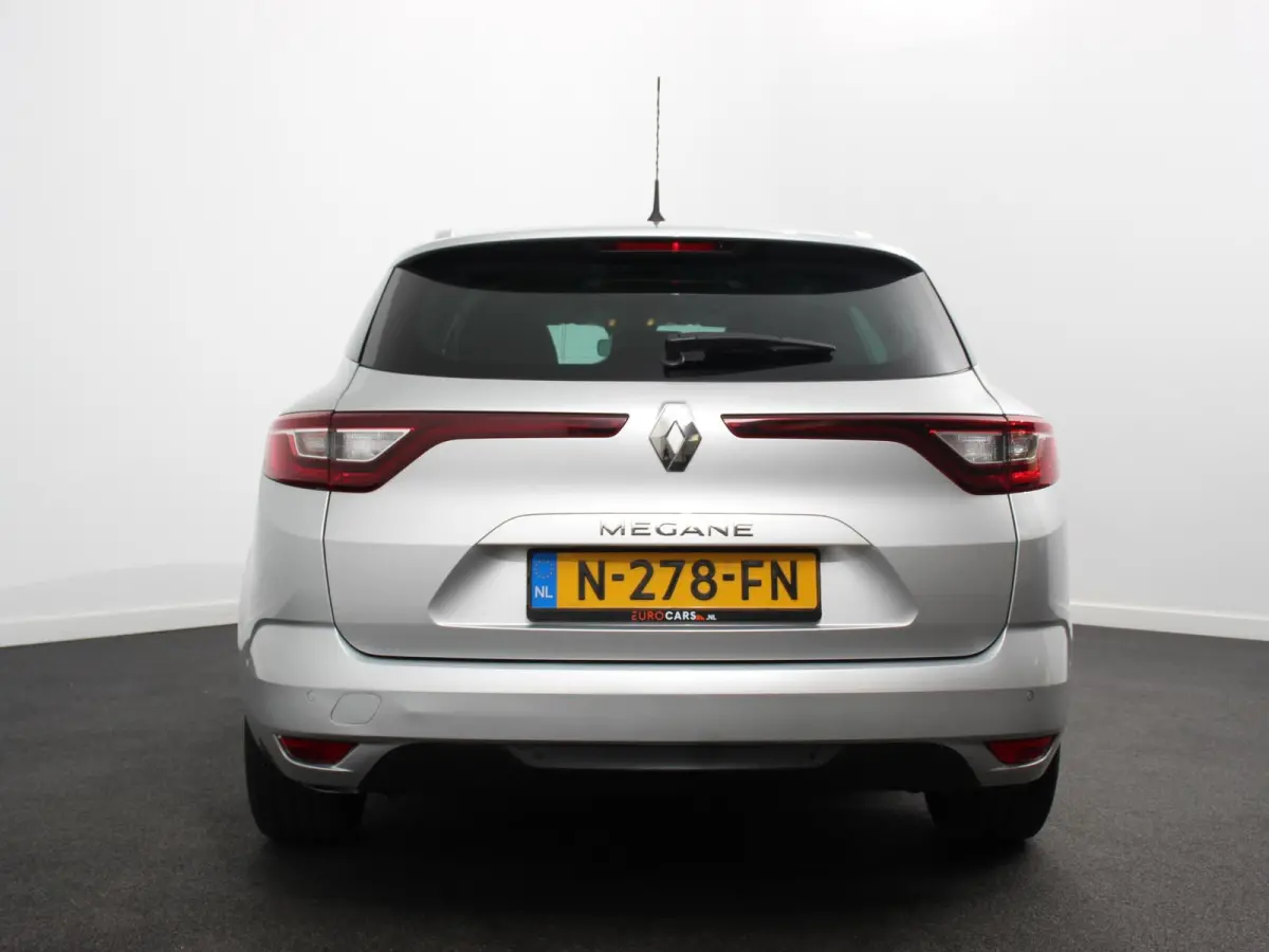 1.3 TCe 140pk Automaat Limited Navigatie Climate Control Cruise Control Lichtmetalen velgen Parkeer sensoren