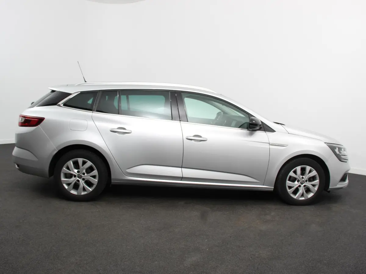 1.3 TCe 140pk Automaat Limited Navigatie Climate Control Cruise Control Lichtmetalen velgen Parkeer sensoren