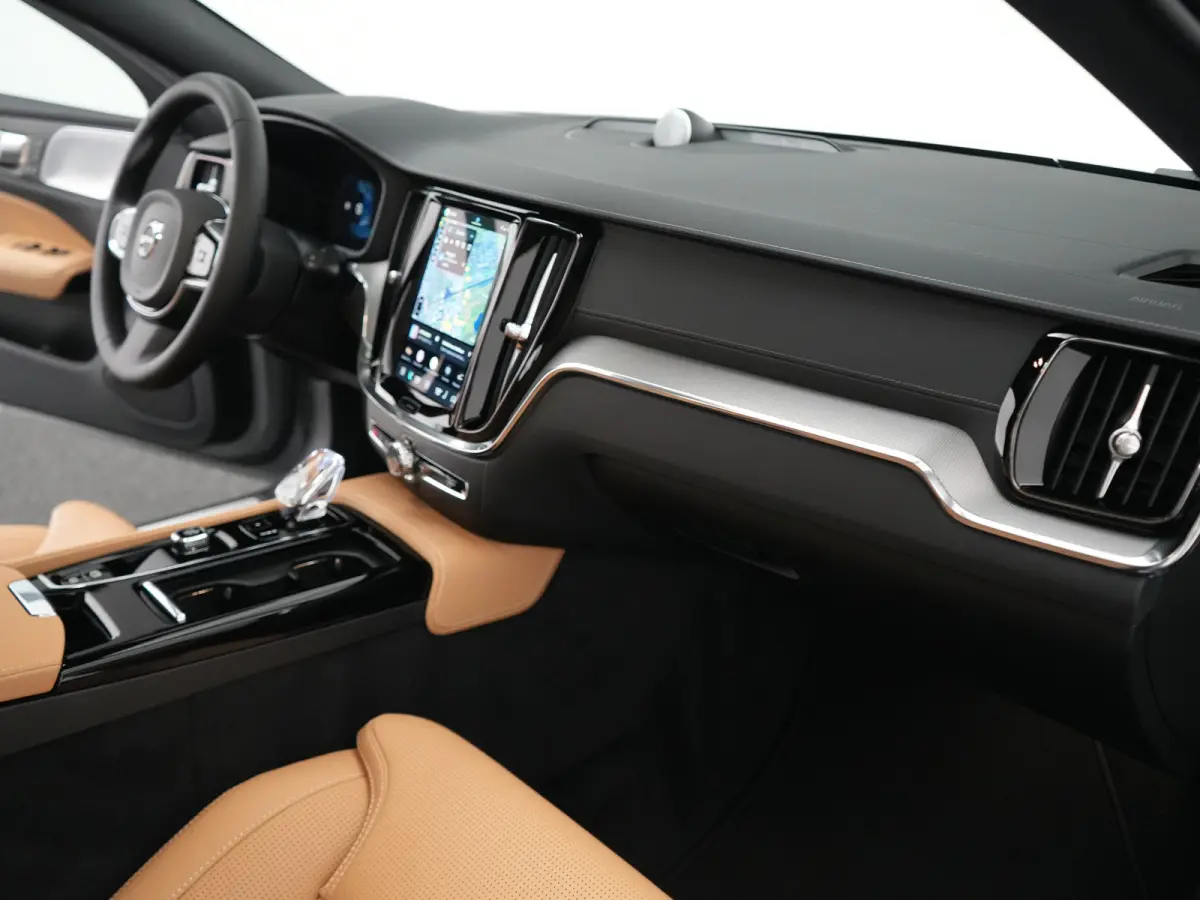 T6 Recharge AWD Ultra Dark | Bowers & Wilkins | Head-Up | 360° | Massage | Nappa | Stoelventilatie | Panoramadak
