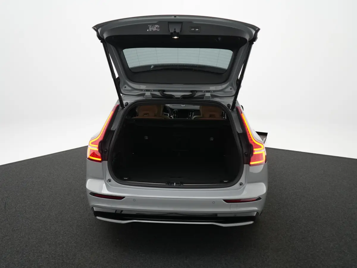 T6 Recharge AWD Ultra Dark | Bowers & Wilkins | Head-Up | 360° | Massage | Nappa | Stoelventilatie | Panoramadak