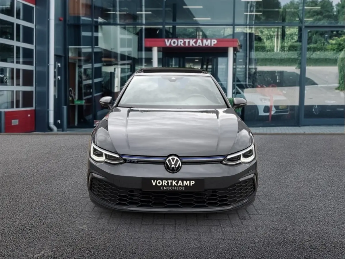 1.4 TSI GTE PANO-DAK/CAMERA/ACC/19INCH.R-VELGEN/STOEL+STUURVERW